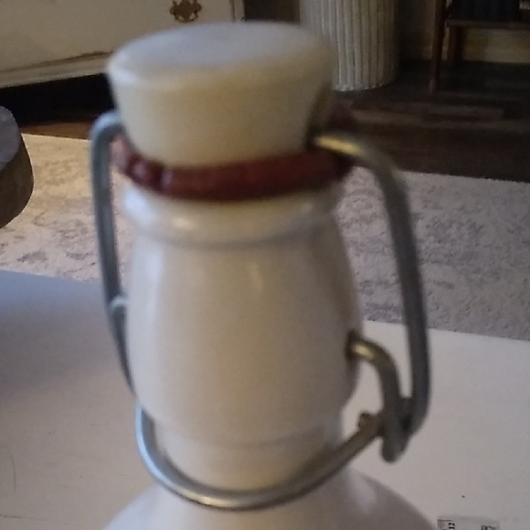 White Ceramic Bar Accessory Bottle - Picture 2 of 5